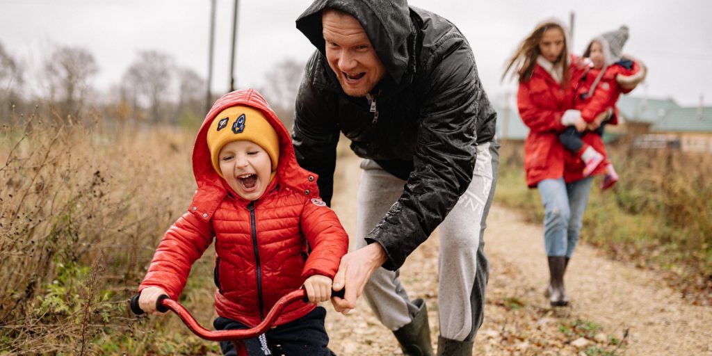 What We Can Learn From Neurotypical Siblings